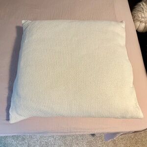 Kenneth Cole Reaction Home pillow sham - white - 25" square